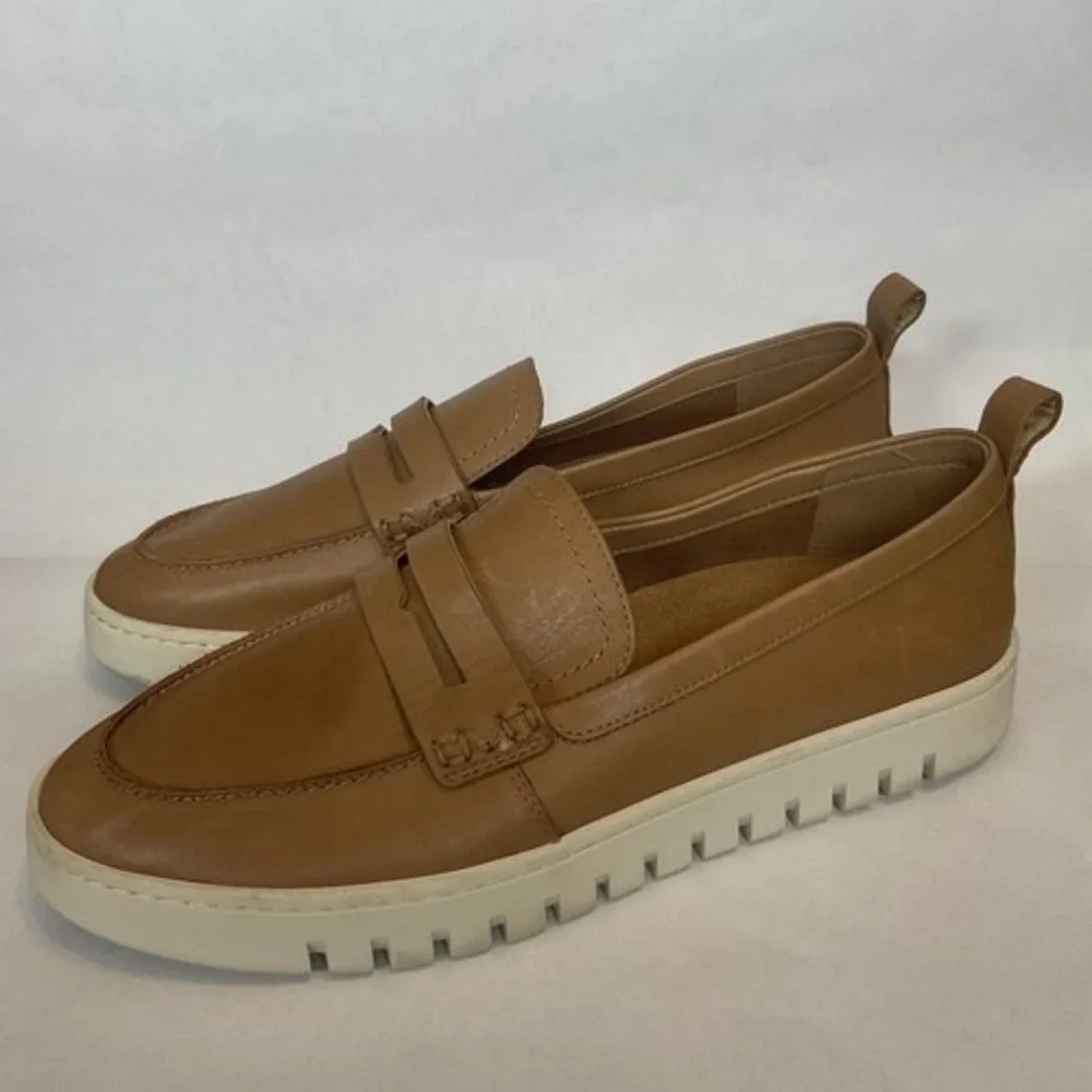 Vionic Uptown Camel Regular Comfortable Loafer Women 10 China Leather